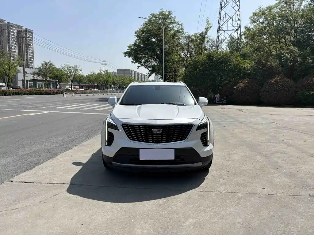 Cadillac XT4 2021 28T Lead