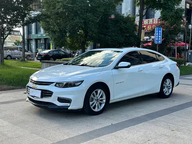 Chevrolet Malibu XL