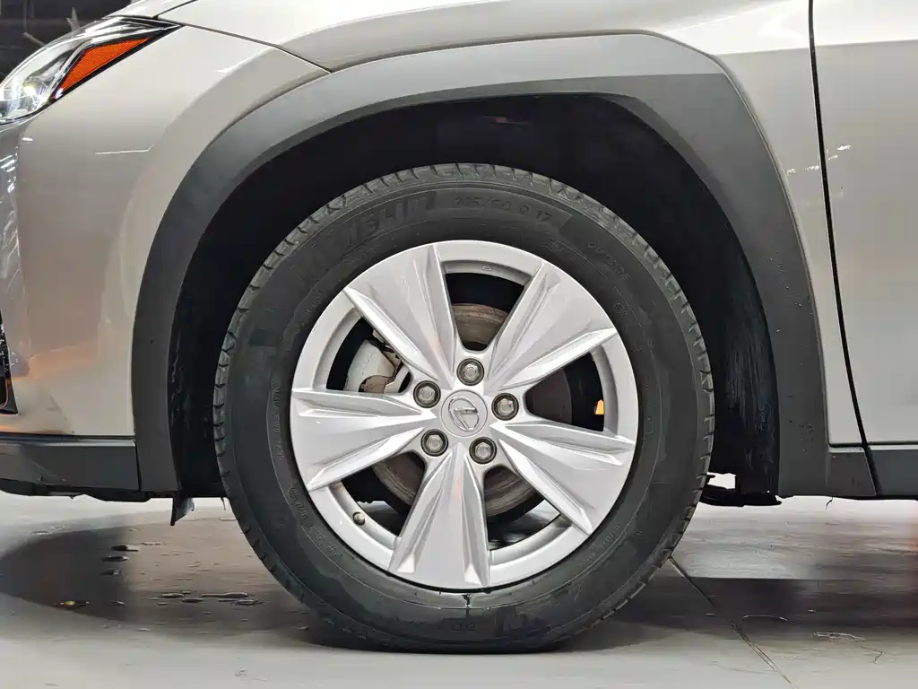 Lexus UX — миниатюра 6