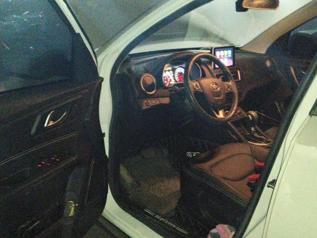 Bestune X40 — миниатюра 12