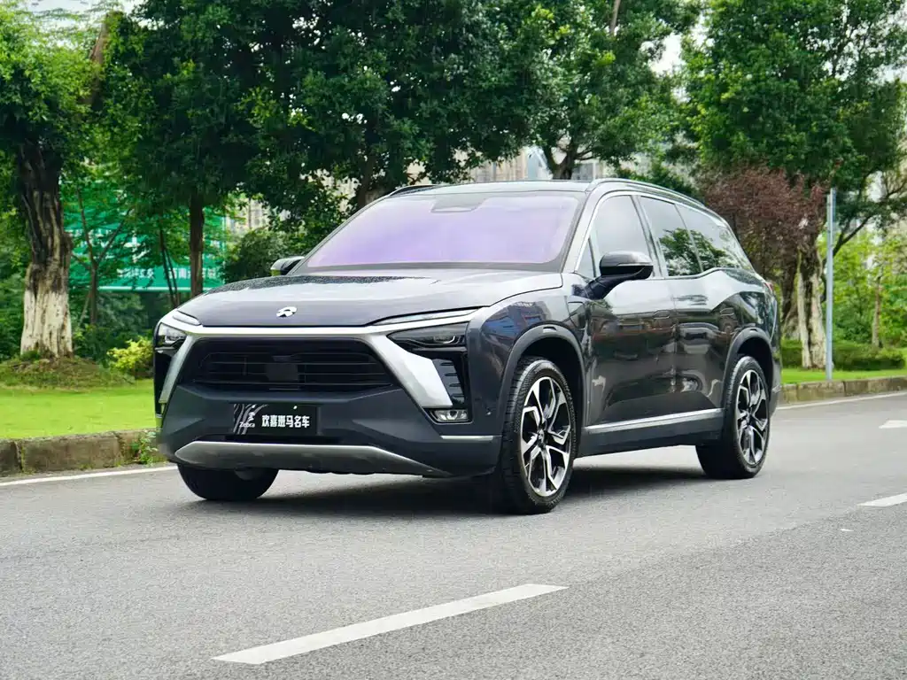 NIO ES8 2020 415KM мест