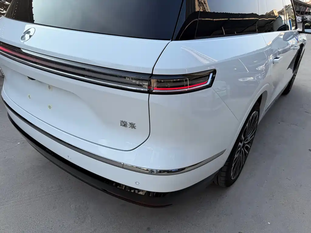 NIO ES8 — миниатюра 10
