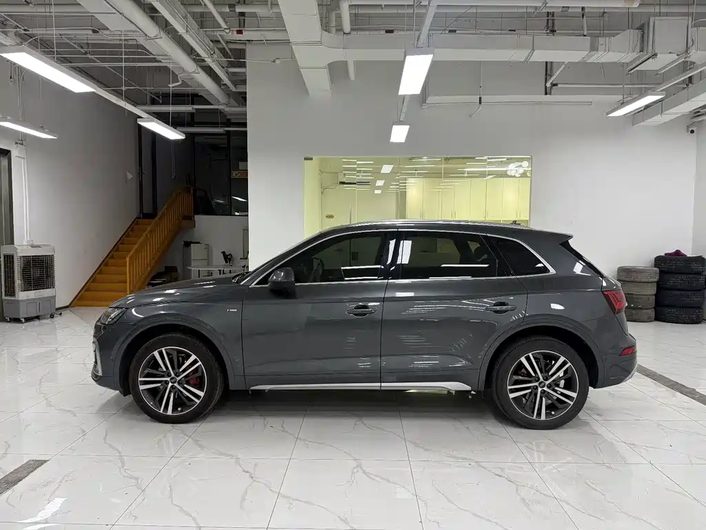 Audi Q5L — миниатюра 3