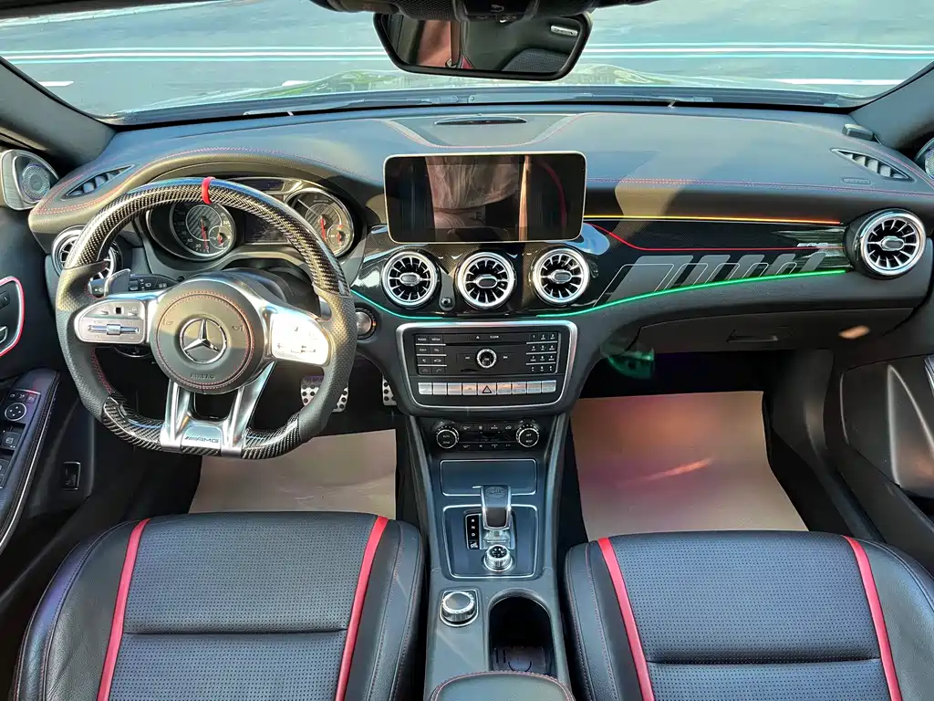 Mercedes-Benz GLA AMG — миниатюра 13