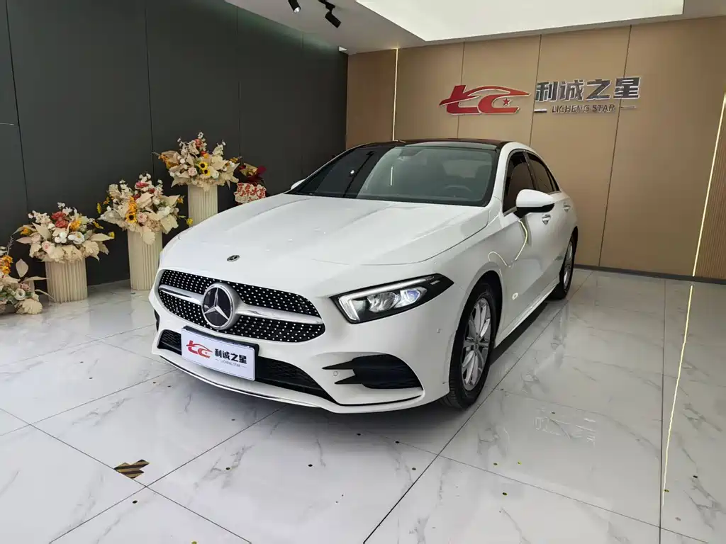 Mercedes-Benz A-Class A 2021 A 200 L Sport Fashion
