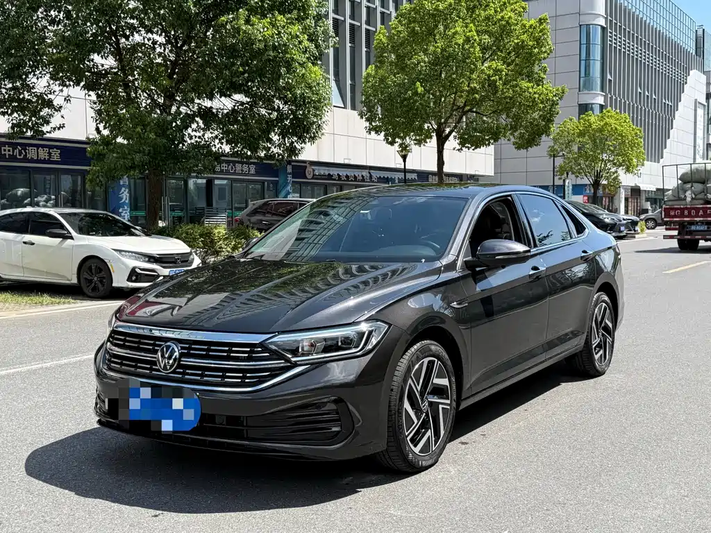 Volkswagen Sagitar