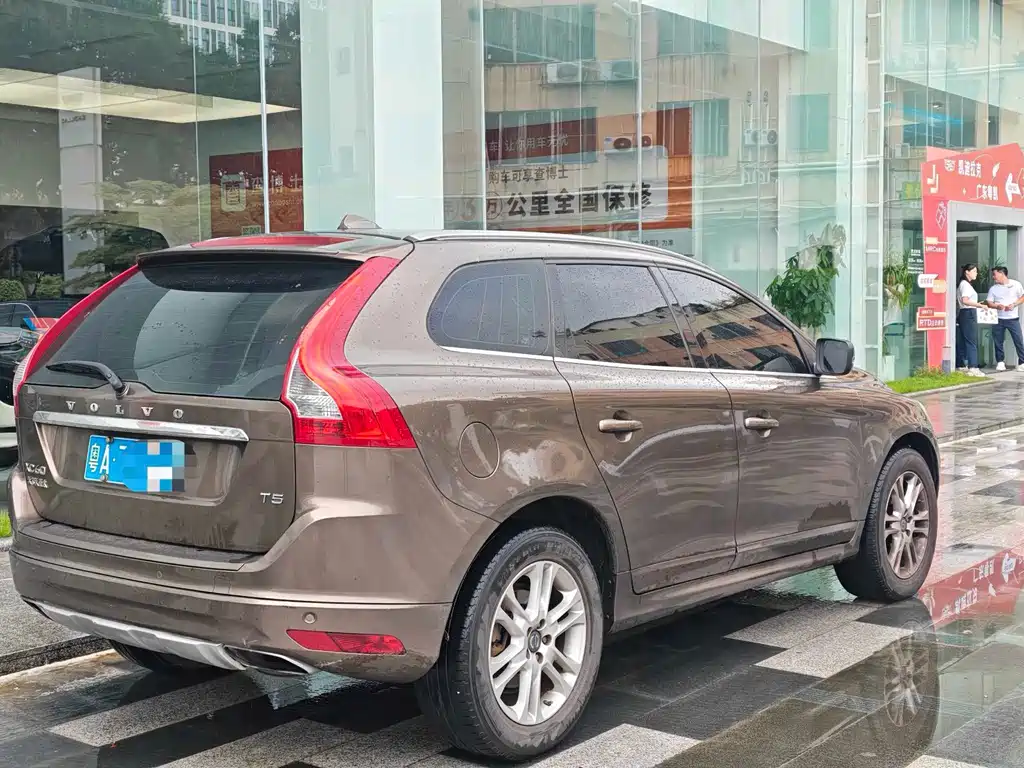 Volvo XC60 2015 T5