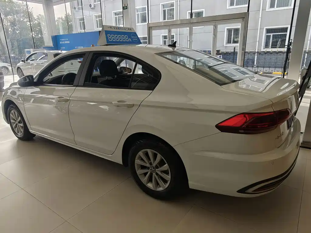 Volkswagen Bora — миниатюра 5