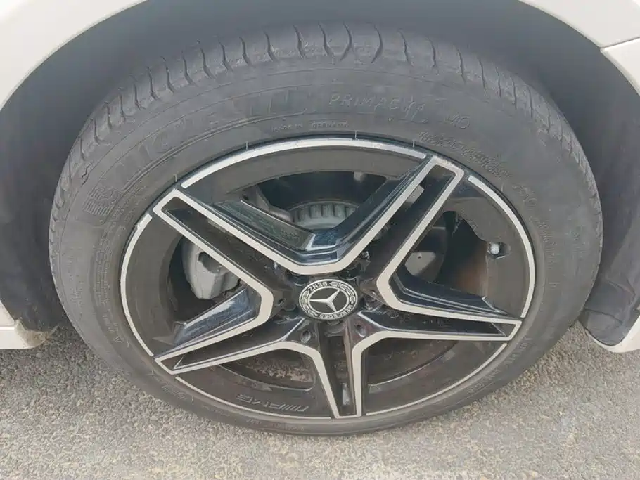 Mercedes-Benz E-Class (Import) — миниатюра 6