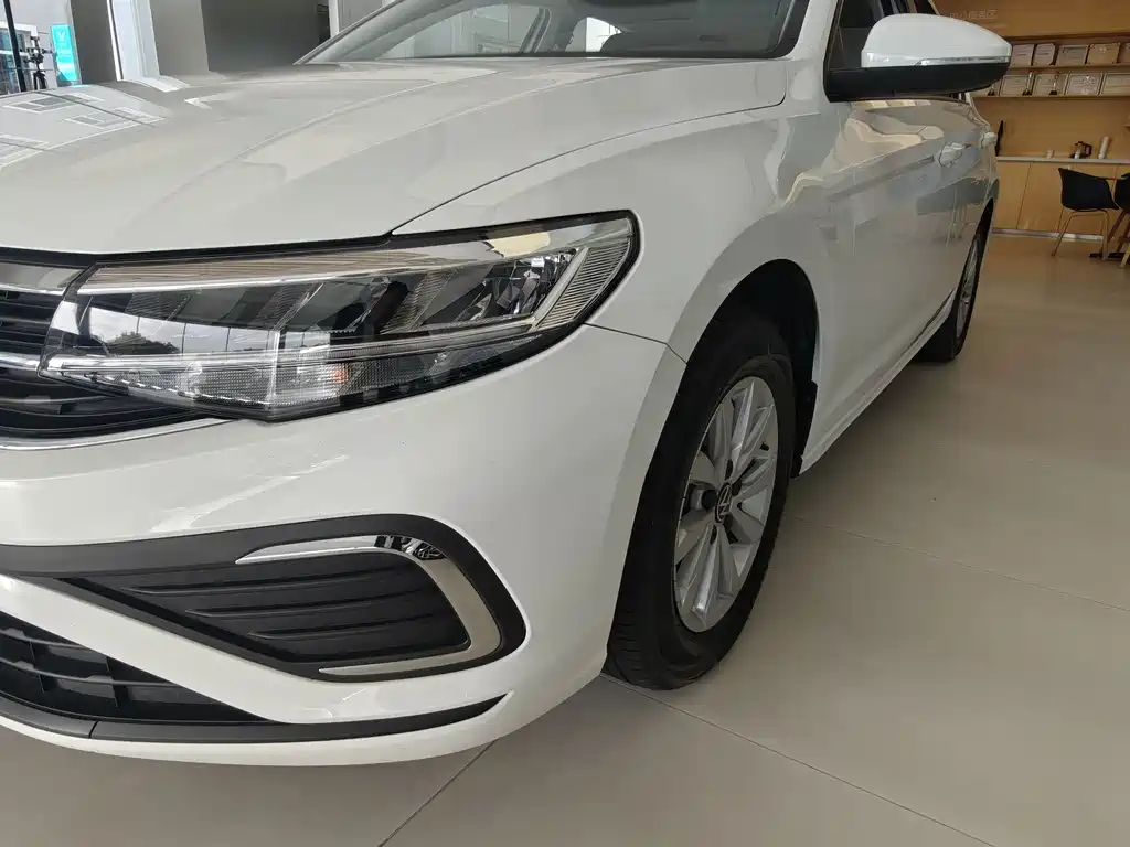 Volkswagen Bora — миниатюра 6