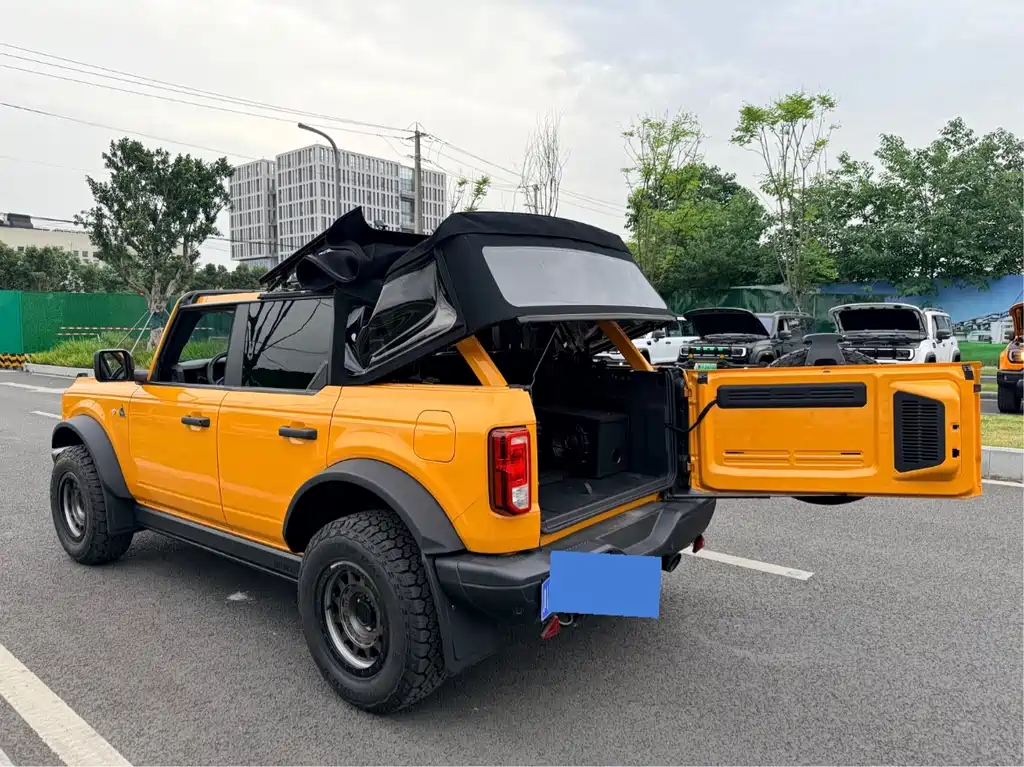 Ford Bronco 2022 2.3T