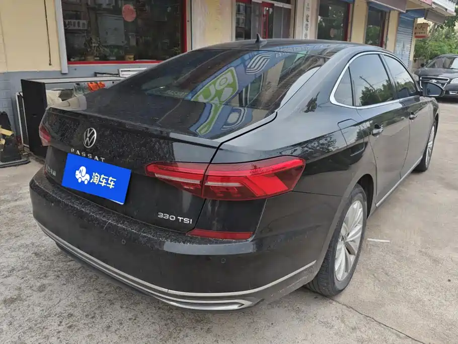 Volkswagen Passat — миниатюра 3