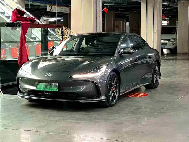 ZHIJI AUTOMOBILE ZHIJI L6 2025