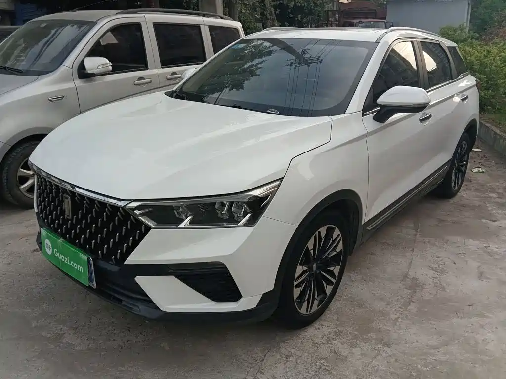 2019 Bestune T77 - zdjęcie 1 z 25