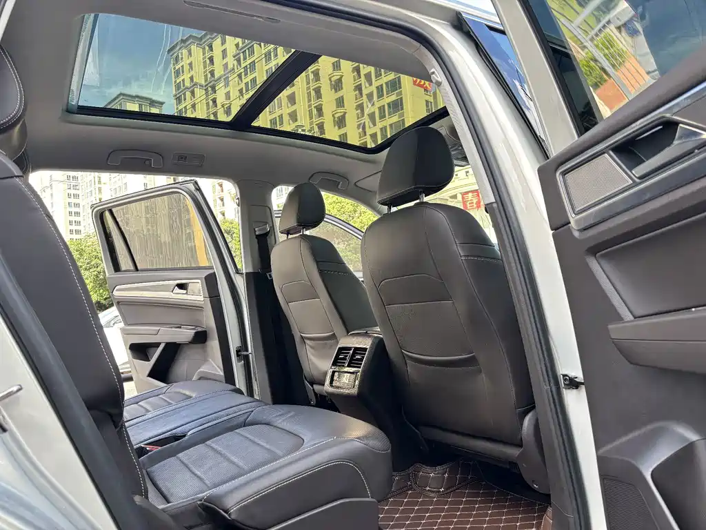 Volkswagen Teramont — миниатюра 13