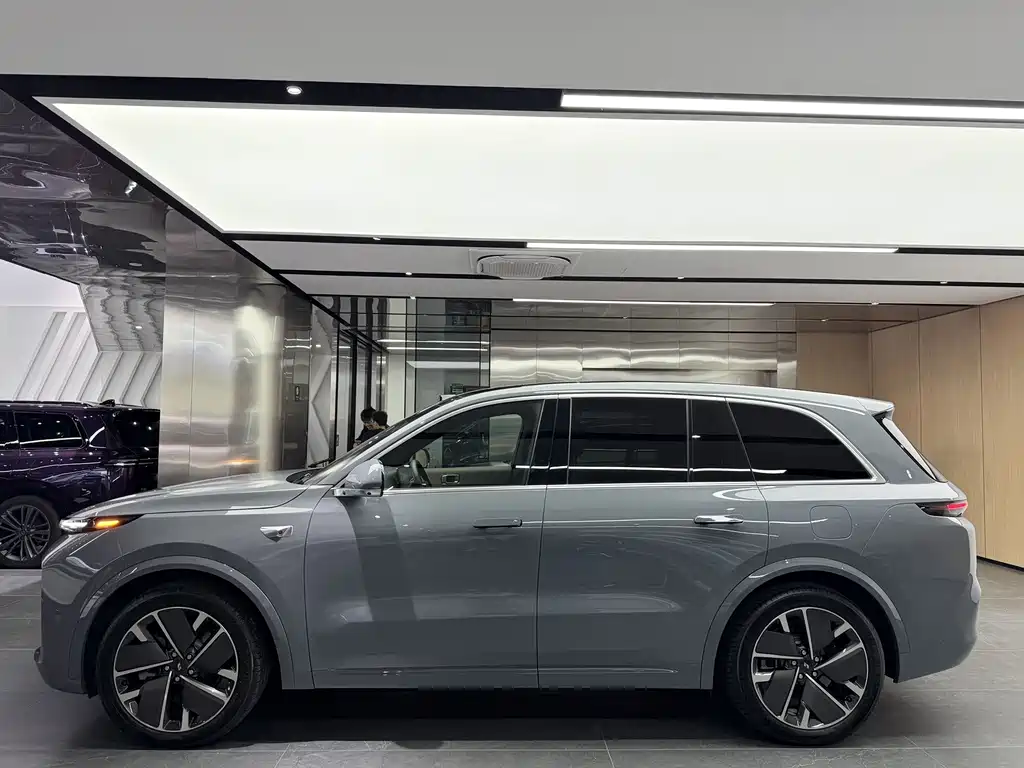 Li Auto Li L8 — миниатюра 13