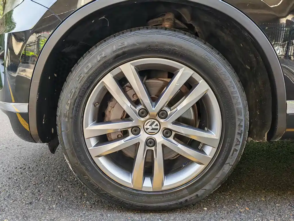 Volkswagen Touareg — миниатюра 17