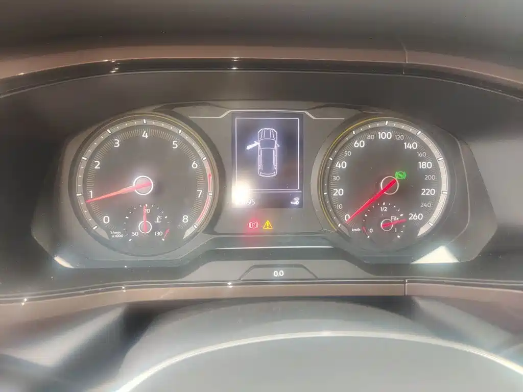 Volkswagen Tharu — миниатюра 7