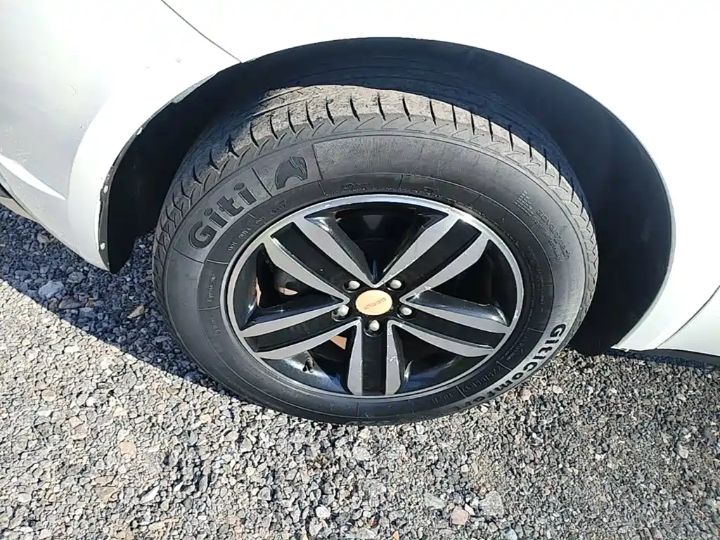 Geely GX7 — миниатюра 23