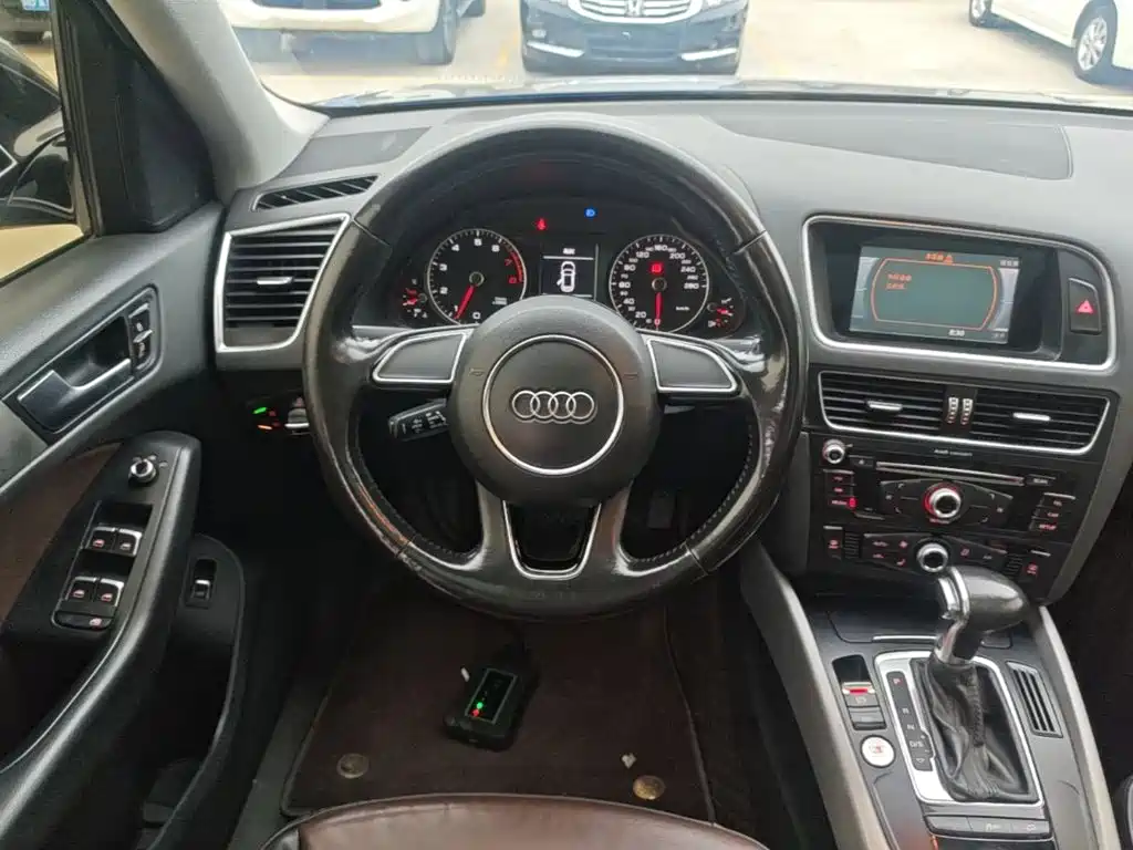 Audi Q5 — миниатюра 11