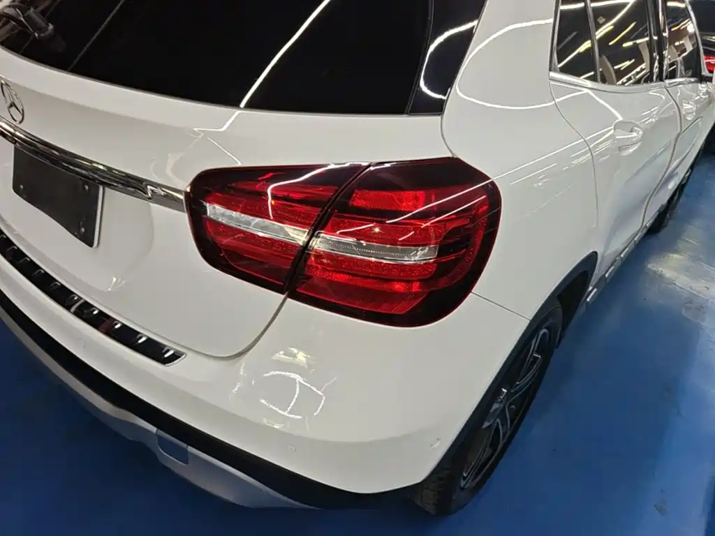 Mercedes-Benz GLA — миниатюра 8