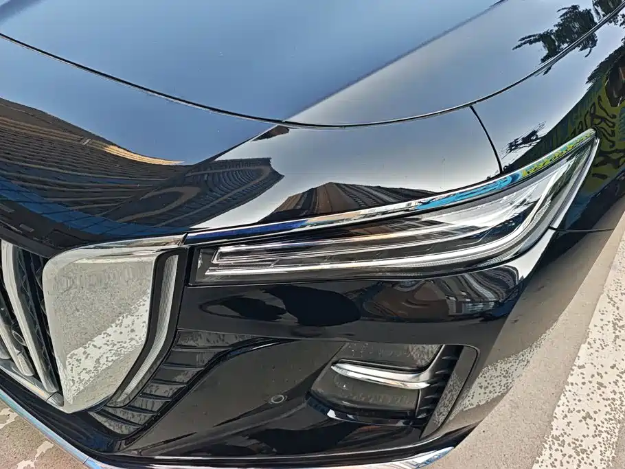 Hongqi Hongqi H5 — миниатюра 5
