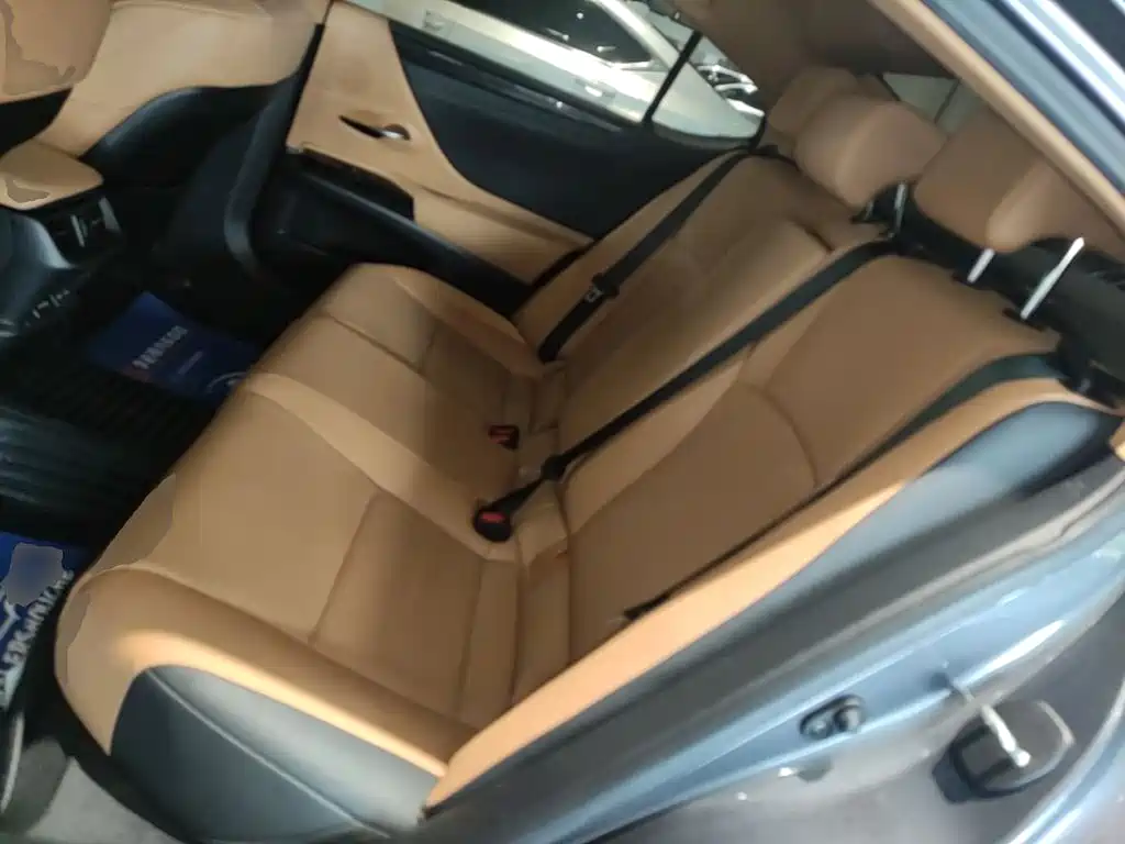 Lexus ES — миниатюра 17