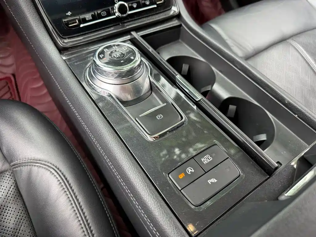 Ford Taurus — миниатюра 9