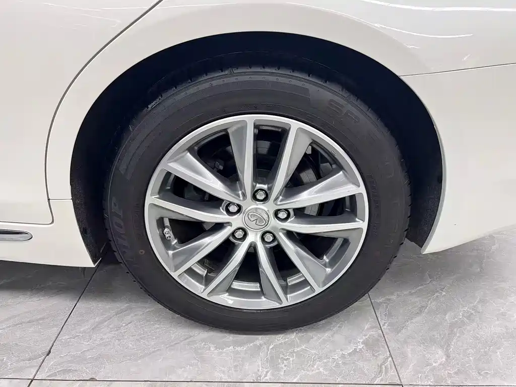 Infiniti Q50L — миниатюра 21