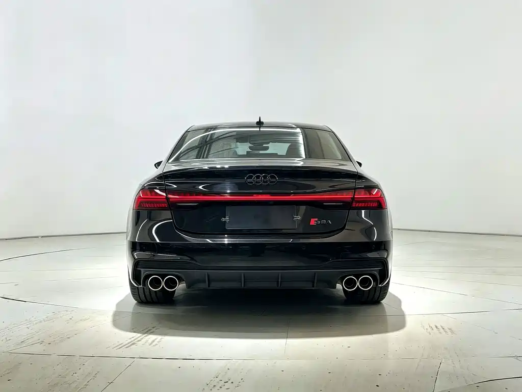 Audi A7L — миниатюра 10
