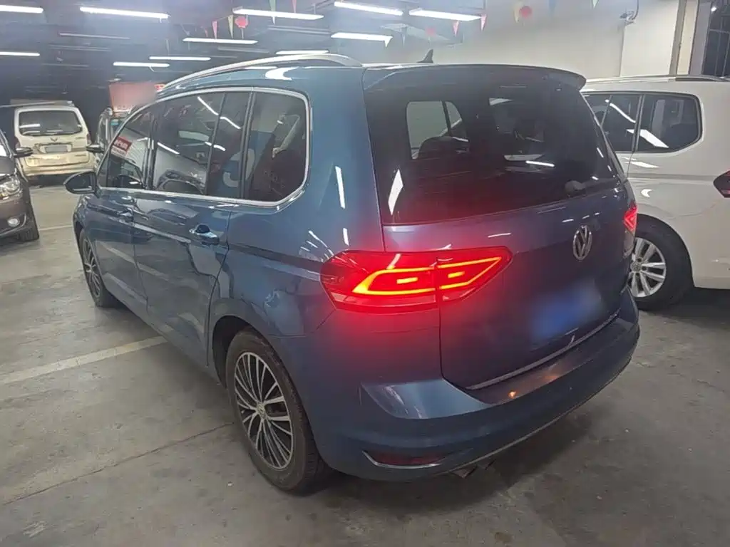 Volkswagen Touran — миниатюра 5
