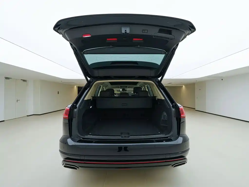 Volkswagen Touareg — миниатюра 7