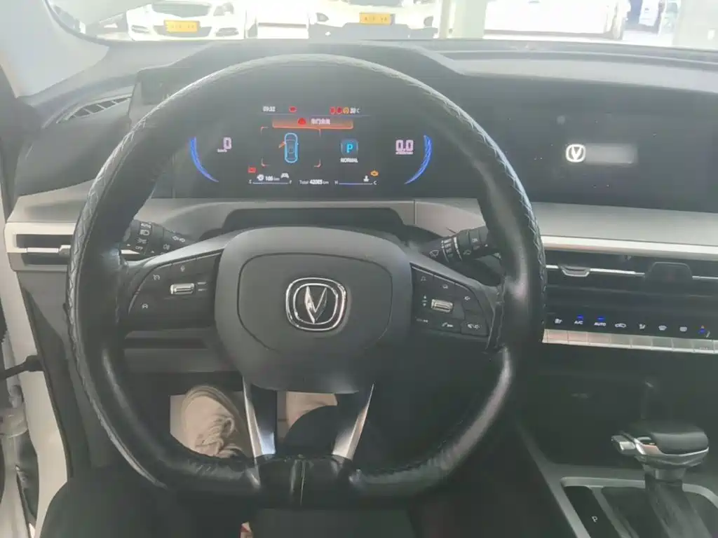 Changan CS35PLUS — миниатюра 10
