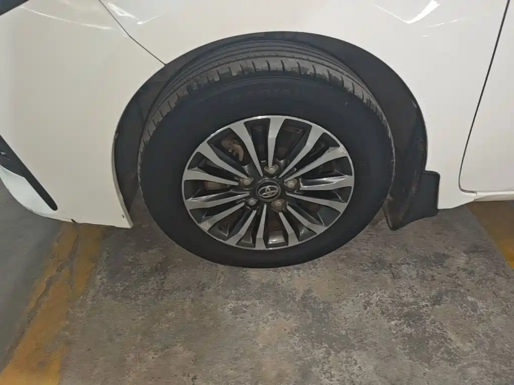 Toyota Corolla — миниатюра 23