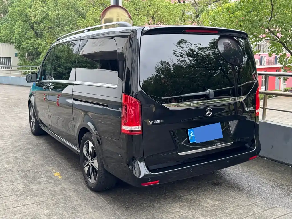 Mercedes-Benz V-Class — миниатюра 40