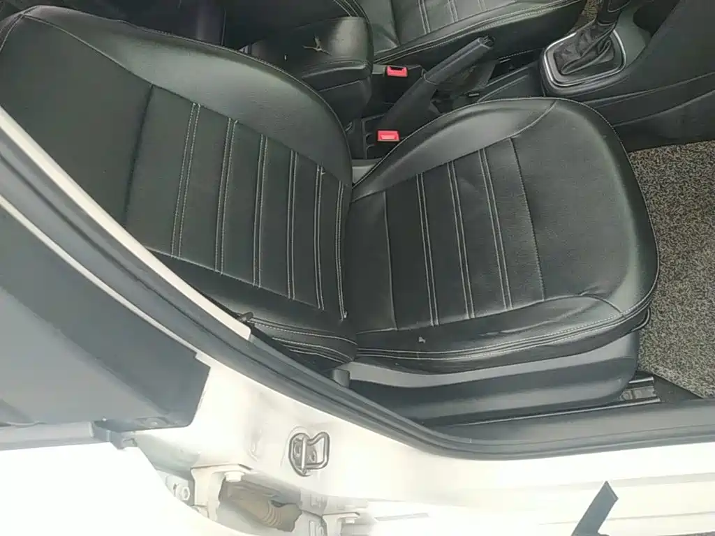 Volkswagen Polo — миниатюра 25