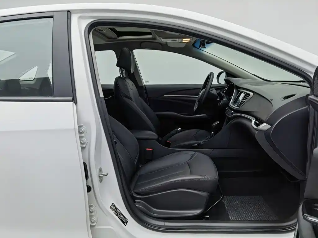 Buick Excelle — миниатюра 23