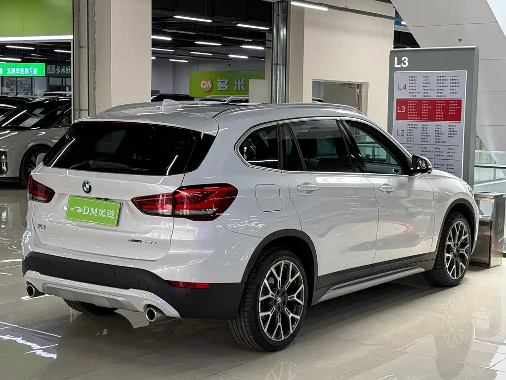 BMW X1 — миниатюра 9