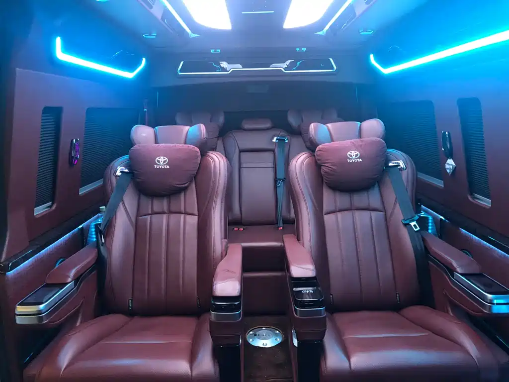 Toyota HiAce 2022 3.5L