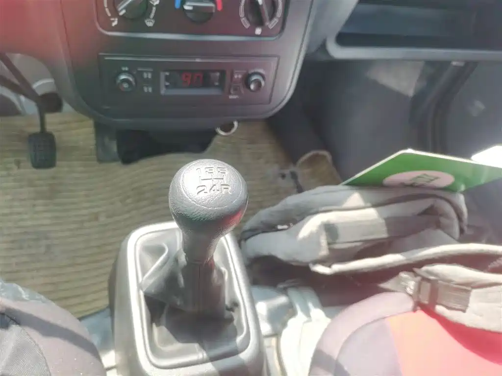 Wuling Sunshine 2023 1.5L 5/7 мест