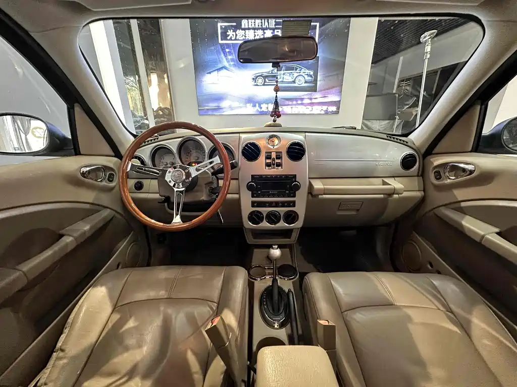 Chrysler PT Cruiser — миниатюра 7