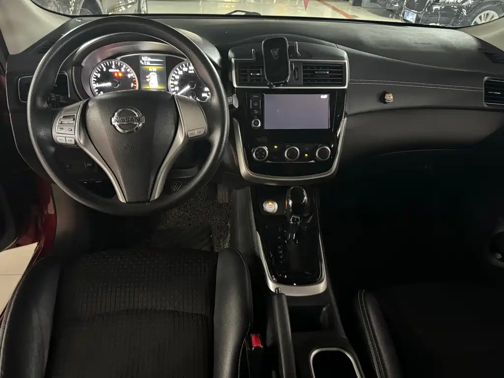 Nissan Tiida 2016 1.6L CVT
