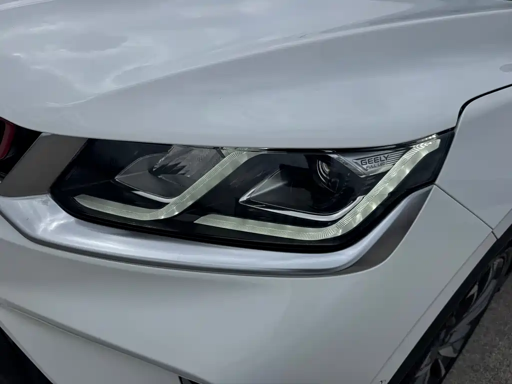 Geely Binyue — миниатюра 14