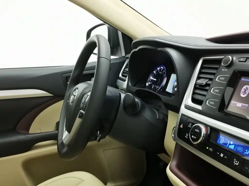 Toyota Highlander — миниатюра 22