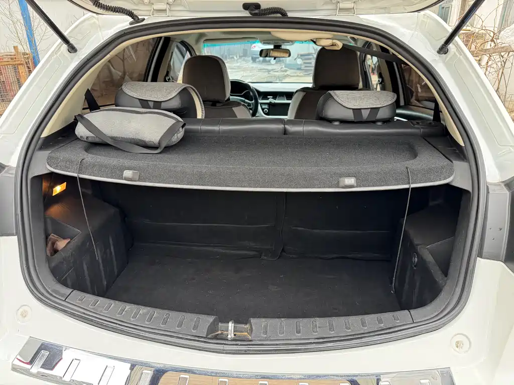 GEELY AUTOMOBILE VISION X3