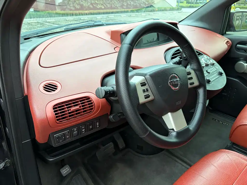 Nissan Quest — миниатюра 8