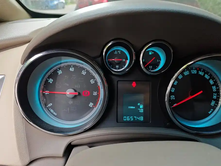 Buick Excelle — миниатюра 14