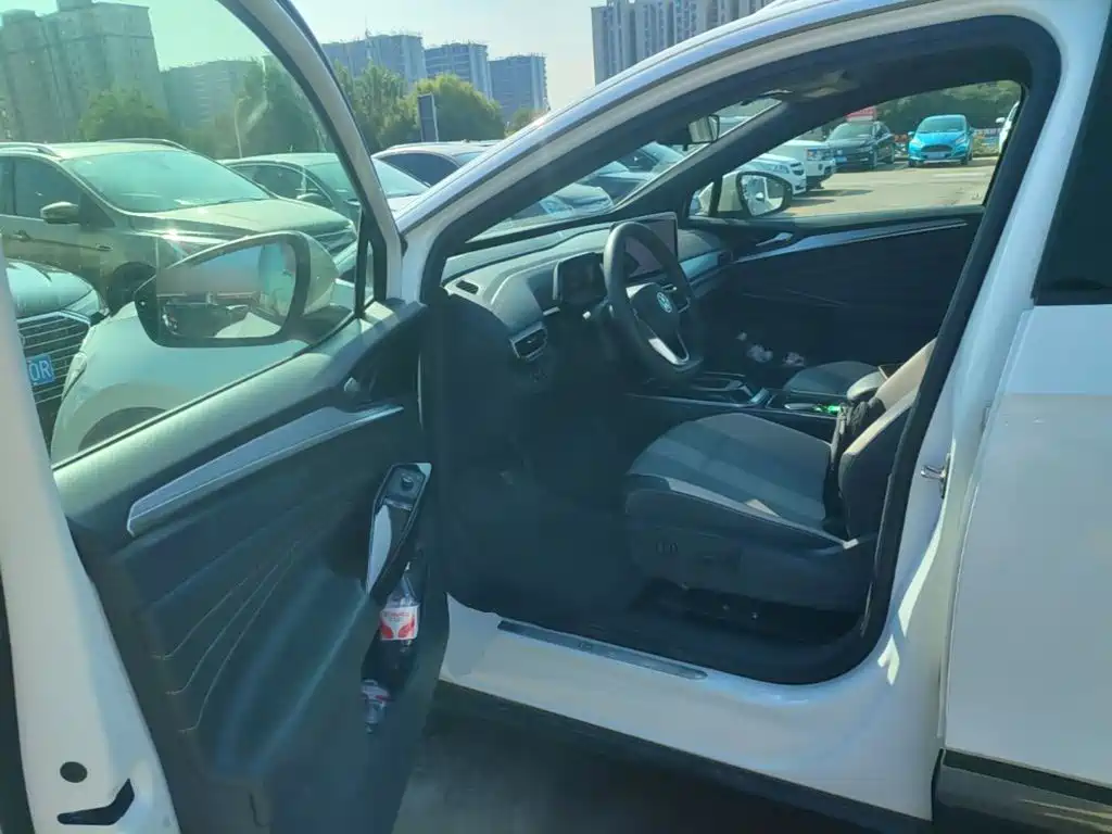 Volkswagen ID.4 Crozz — миниатюра 16