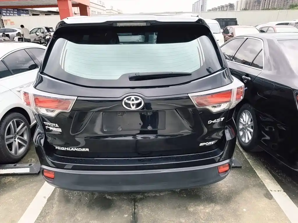 Toyota Highlander — миниатюра 4