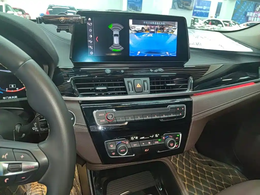 BMW X2 — миниатюра 13